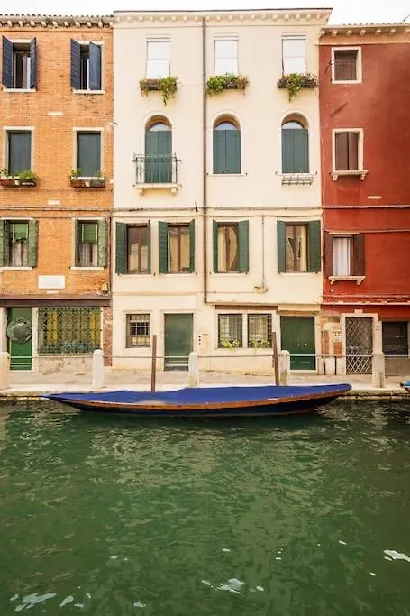 Borgo Canal View Venice
